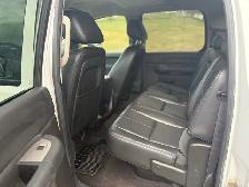 2014 Chevrolet Silverado  3500 diesel - Photo 10