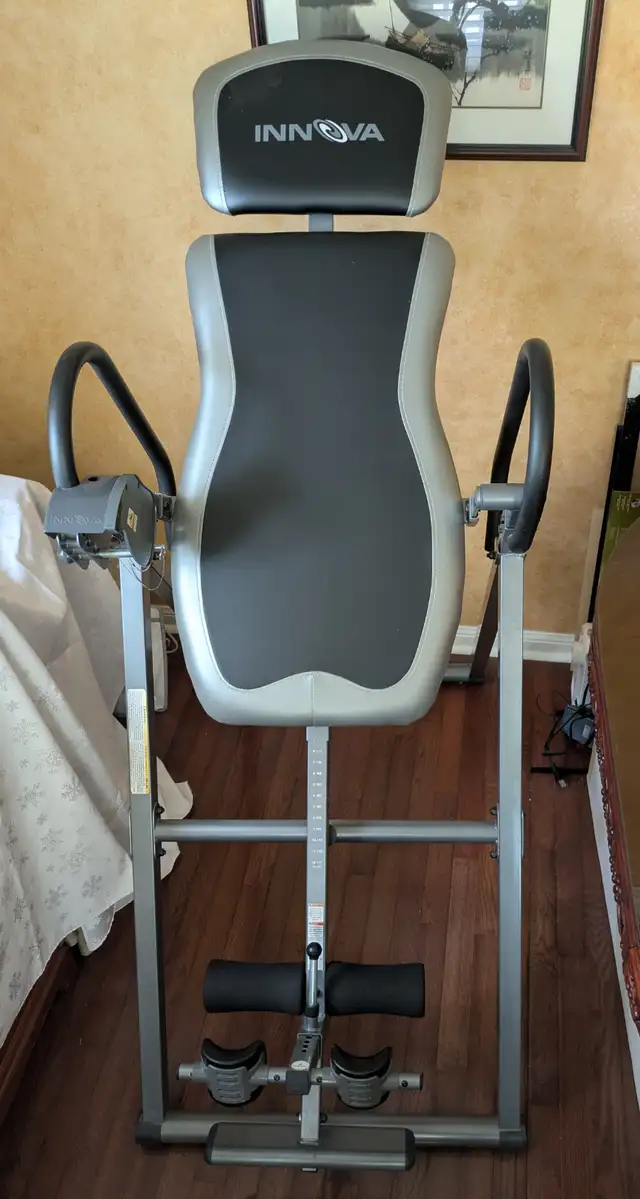 INNOVA Inversion Table