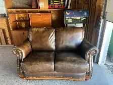 furniture - Photo 2