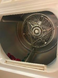 Amana Washer & GE Electric Dryer - Photo 7