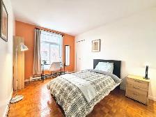BEST Offer. GREAT Area. Clean, Safe! FREE Utilities. Comfy Room!