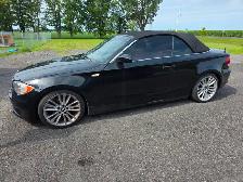 BMW 128I Convertible - Photo 3