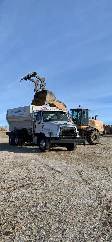 custom cattle feeding - Photo 2