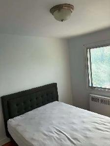 Fully Furnished Room   Hydro   Internet - Photo 2