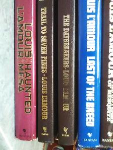 Lot of 9 Louis Lamour Novels Take them all for $15 - Photo 3
