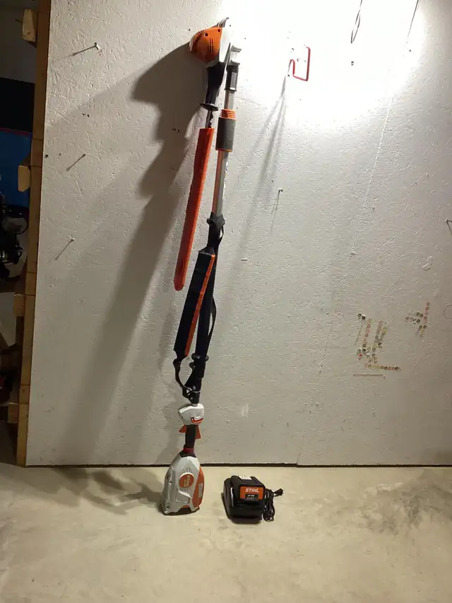 STIHL HLA 86 Battery Long Reach Hedge Trimmer