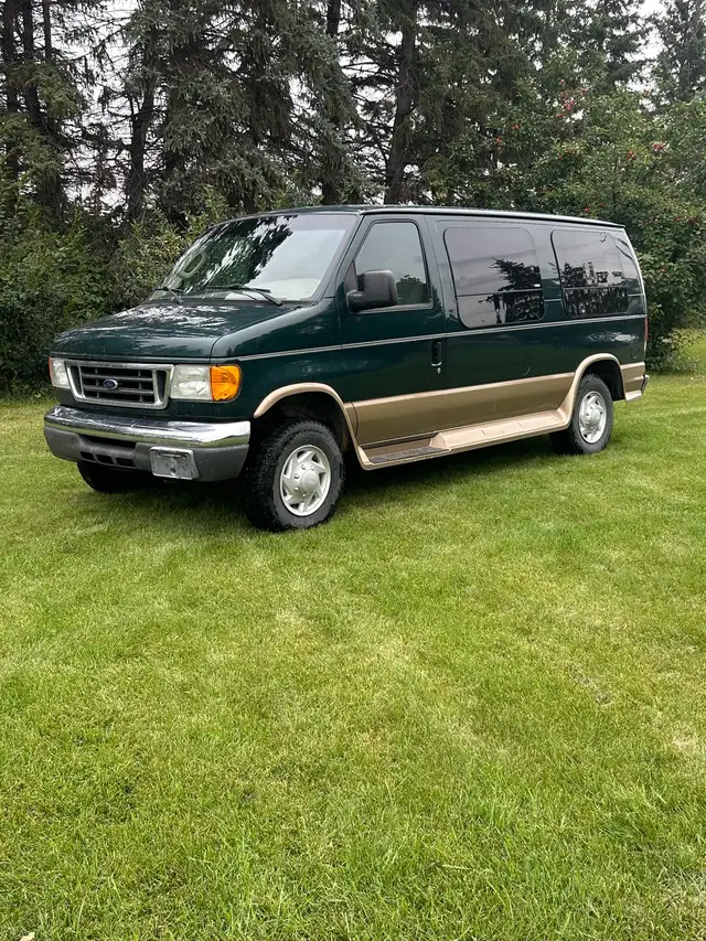 2007  Handicap van Ford E-series