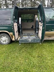 2007  Handicap van Ford E-series - Photo 3