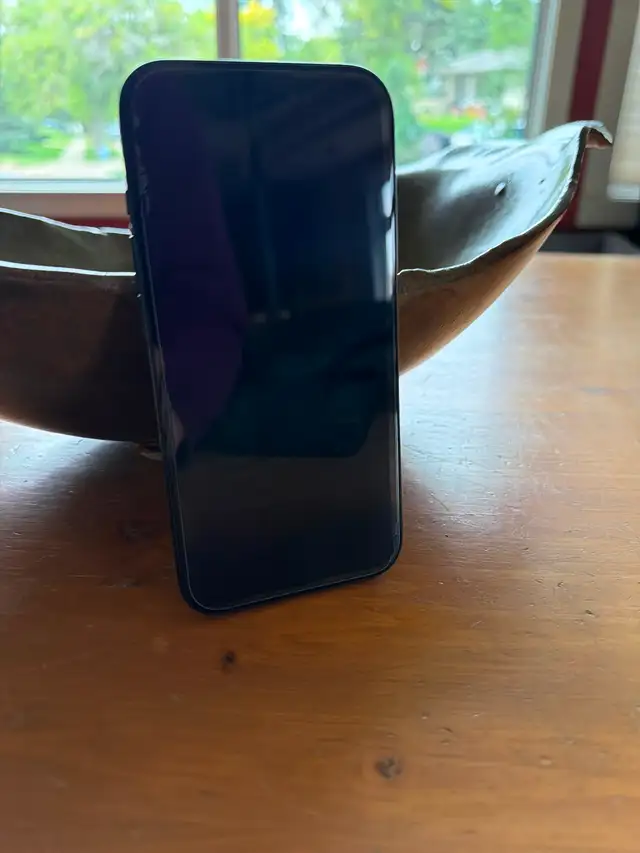 Apple iPhone 15 Pro   PENDING