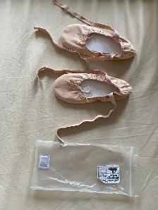 Sansha Ballet Shoes, Stretch Canvas, Light Pink 10$