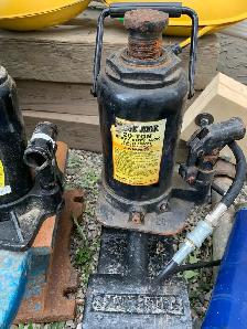 Bottle jacks - Photo 2
