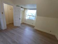 $1,450 utility For Rent: 1 bedroom, kitchen, washroom on 3rd Fl - Photo 3