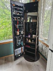 Full-length Mirror Jewelry Cabinet - Photo 2