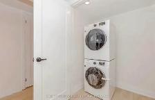 private room in three bedroom basement - Photo 3