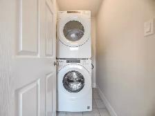 Winter Room Rental in Montague – Private Bathroom - Photo 11