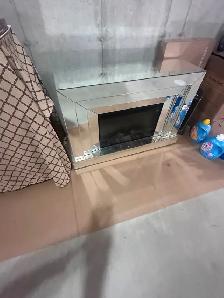 BRAND NEW ELECTRIC FIREPLACE FOR SALE IN GLACIER RIDGE NW $300 - Photo 3