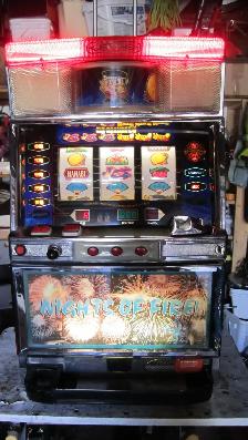 GREAT OLDER "NIGHTS OF FIRE" SLOT MACHINE WORKING - Photo 4
