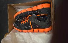 Brand new Adidas Climacool Mens running shoes size 12 - Photo 2