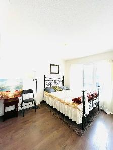 PRIVATE Furnished Upstairs Room for Rent | Brampton $900 - Photo 13