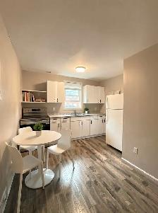 Markdale One Bedroom unit in quiet residential building - Photo 3
