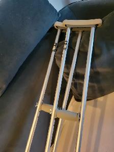 Tall Aluminum Crutches - Photo 2