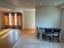 3 Bedrooms house near Square one & Cooksville Go in Mississauga - Photo 5