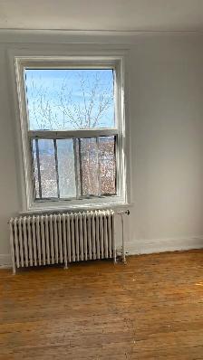 Nice private room, next to metro Snowdom available now. - Photo 5