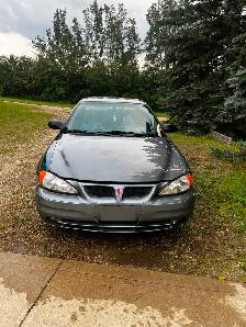 2004 Pontiac Grand Am - Photo 2