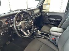 2020 Jeep Gladiator 4x4 Sport Great Value! - Photo 19
