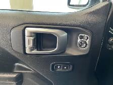 2020 Jeep Gladiator 4x4 Sport Great Value! - Photo 21