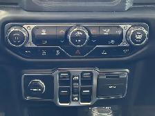 2020 Jeep Gladiator 4x4 Sport Great Value! - Photo 26