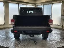 2020 Jeep Gladiator 4x4 Sport Great Value! - Photo 30