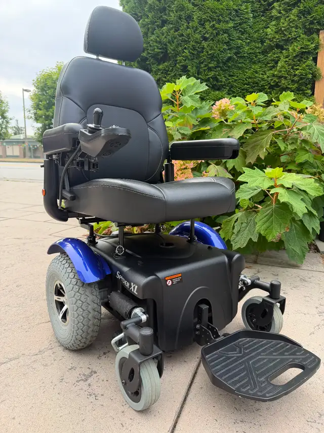 Rascal Powerchair P327