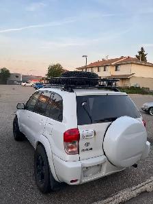 2002 Toyota RAV4 - Photo 4