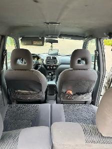 2002 Toyota RAV4 - Photo 5