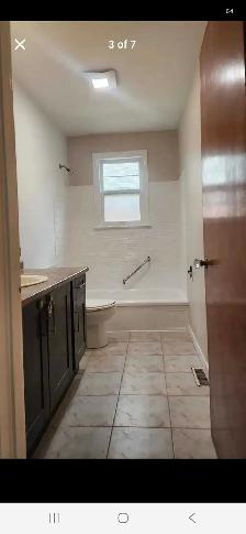 In Hamilton, ont 2 Bedroom Main floor 905 7197076 - Photo 4