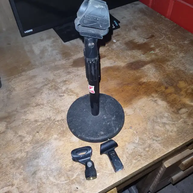 Heavy cast base table microphone holder