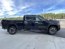 2025 GMC Sierra 3500HD Denali Ultimate - Photo 10