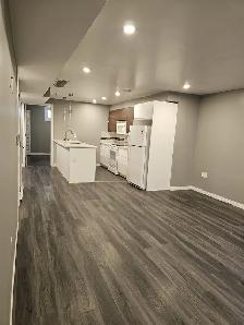 3 Beds 1.5 Baths HouseCA$1,800 / Month - Photo 5