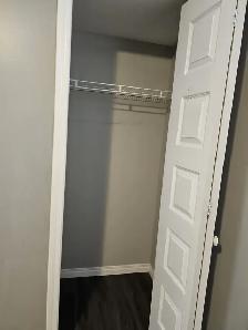 3 Beds 1.5 Baths HouseCA$1,800 / Month - Photo 6