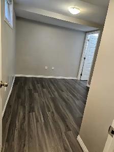 3 Beds 1.5 Baths HouseCA$1,800 / Month - Photo 11