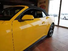 2024 Ford Mustang EcoBoost Premium Convertible with VERY LOW KMS - Photo 9