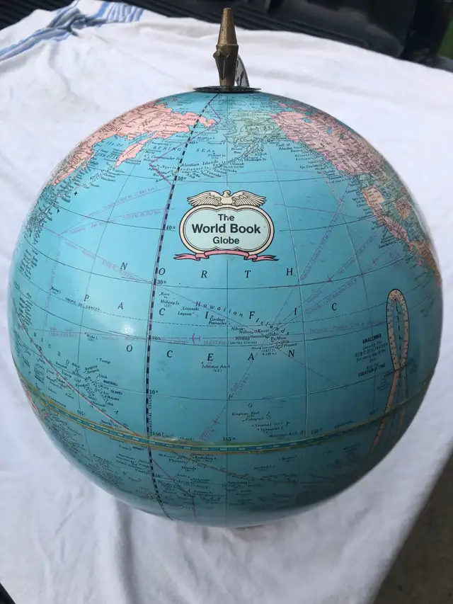 WORLD GLOBE