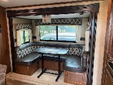 2017 Jayco White Hawk 25BHS Travel Trailer - Photo 5