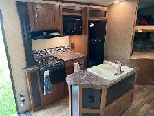 2017 Jayco White Hawk 25BHS Travel Trailer - Photo 6