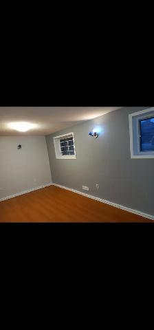 3-Bedroom Bi-Level Duplex for Rent–Beddington Heights NW Calgary - Photo 4