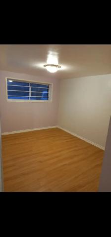3-Bedroom Bi-Level Duplex for Rent–Beddington Heights NW Calgary - Photo 5