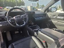 2025 GMC Terrain AWD Elevation - Photo 11