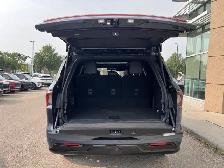 2027 Lincoln Navigator Reserve - Photo 24