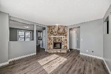 5 Beds   4 Car Parking/RV park   yard   Patio :2-Story in NE - Photo 8